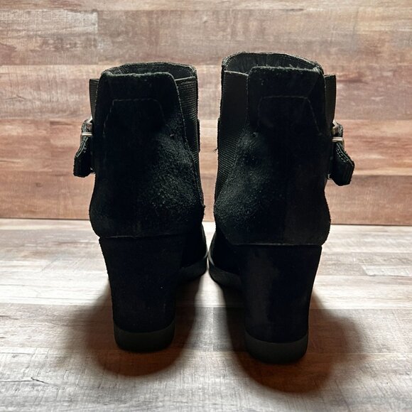 Vince Camuto Womens Black Suede Wedge Heel Ankle Booties Size 7M/37 Buckle - Picture 6 of 13